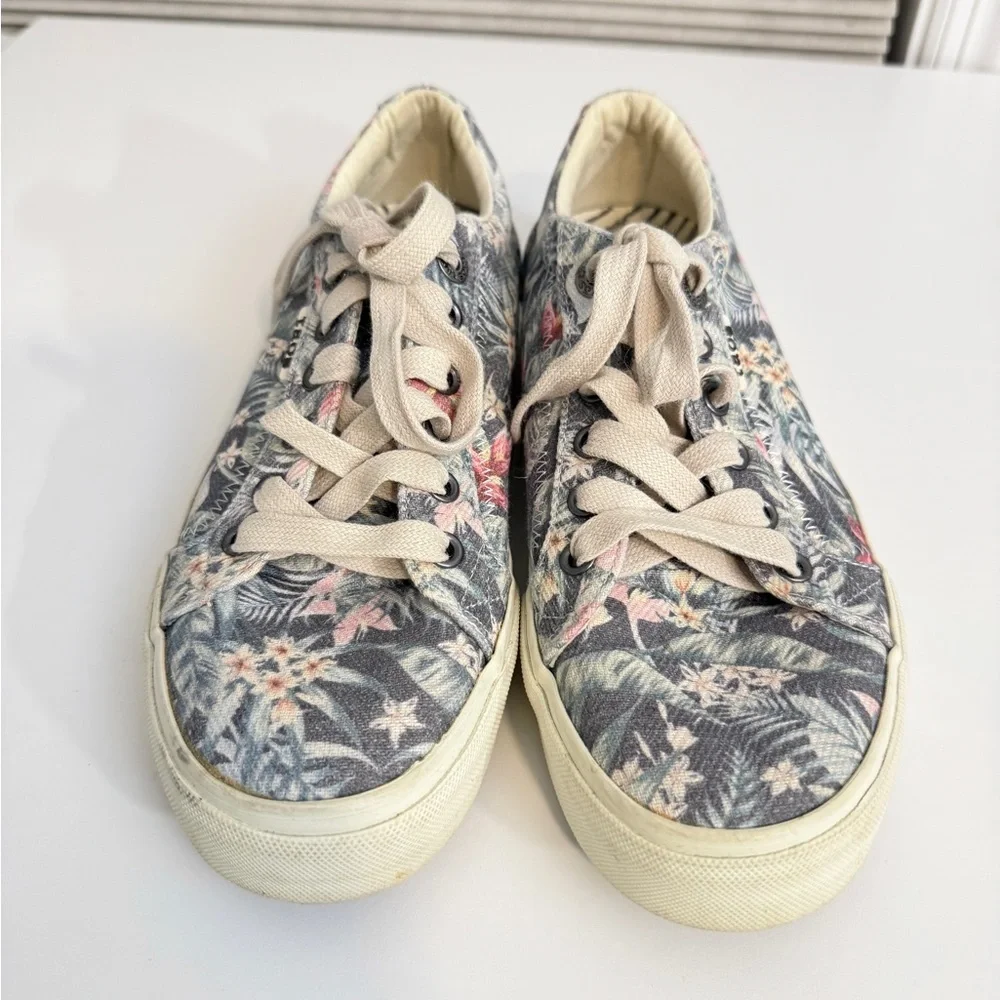 Taos Plim Soul tropical palm leaf floral canvas comfort orthotic sneaker 7.5